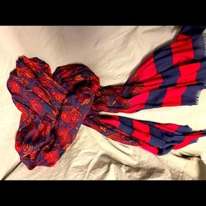 Loft scarf